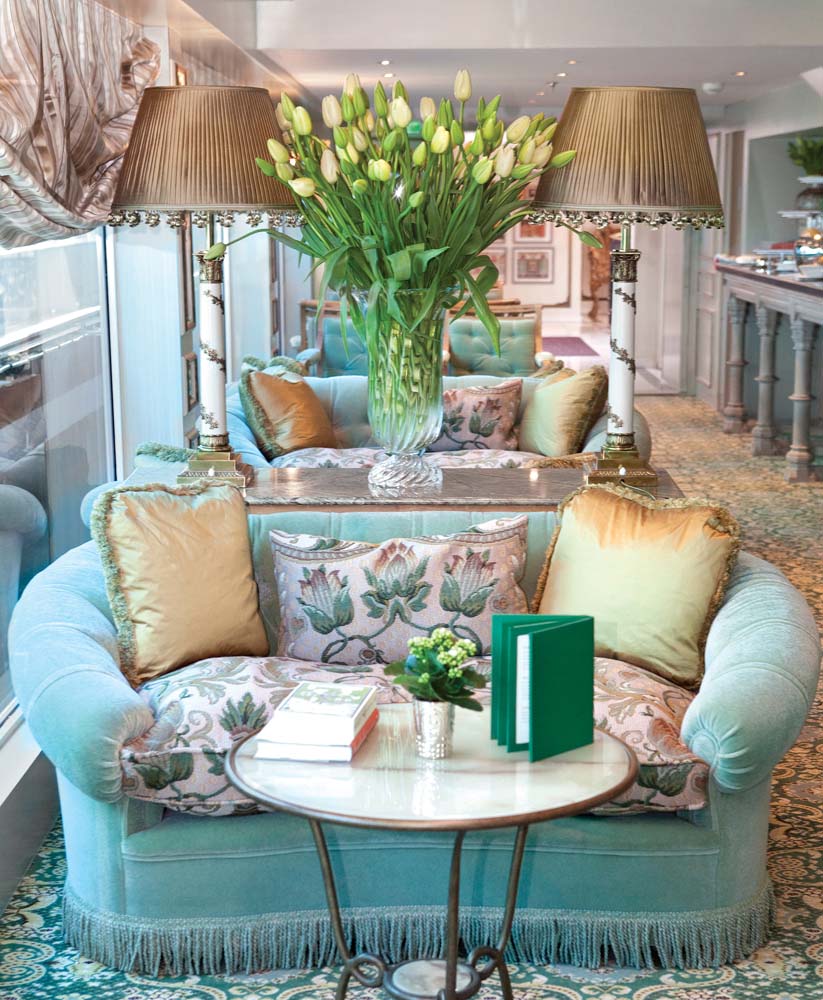 UNI Antoinette lounge
